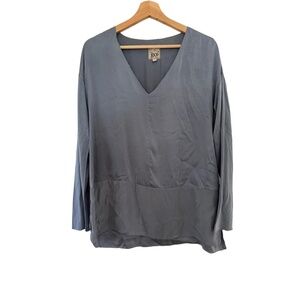 GoSILK Top Womens Size S Grey Blu Wide Neck Washable Silk Modern Top Tunic